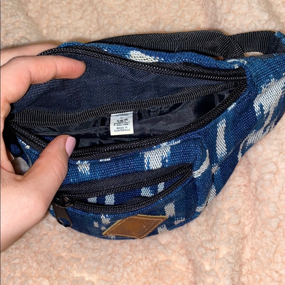 fanny pack - Picture 3 of 3